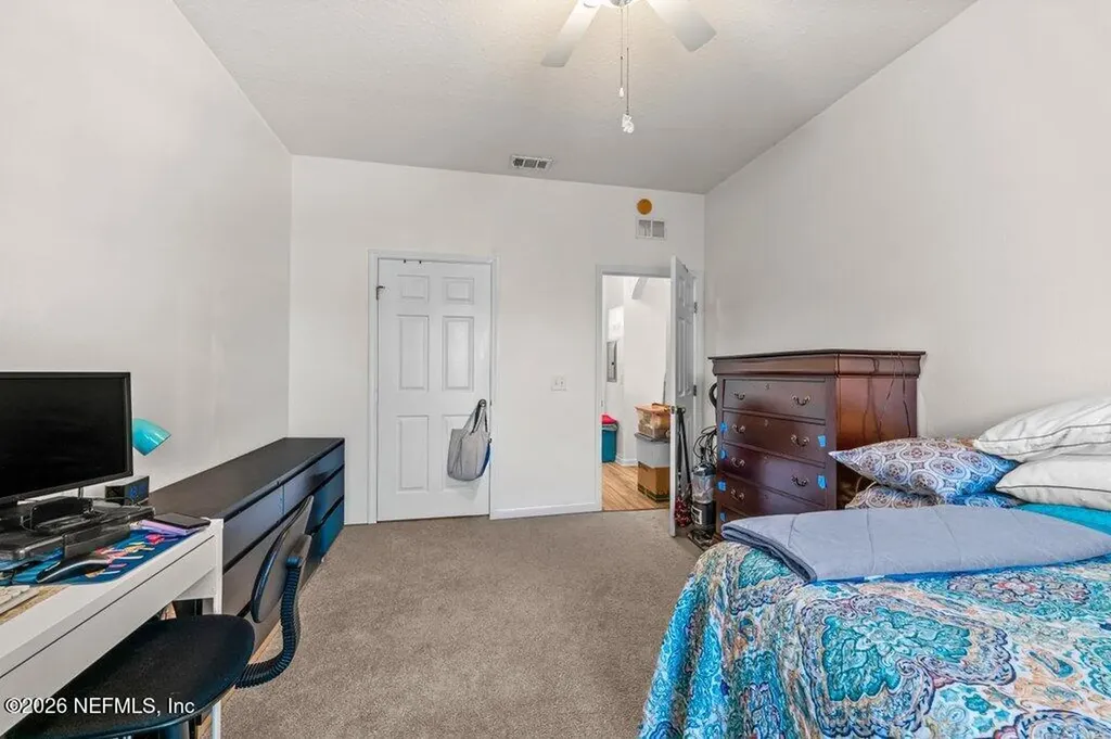 7801 Point Meadows Drive Jacksonville FL 32256