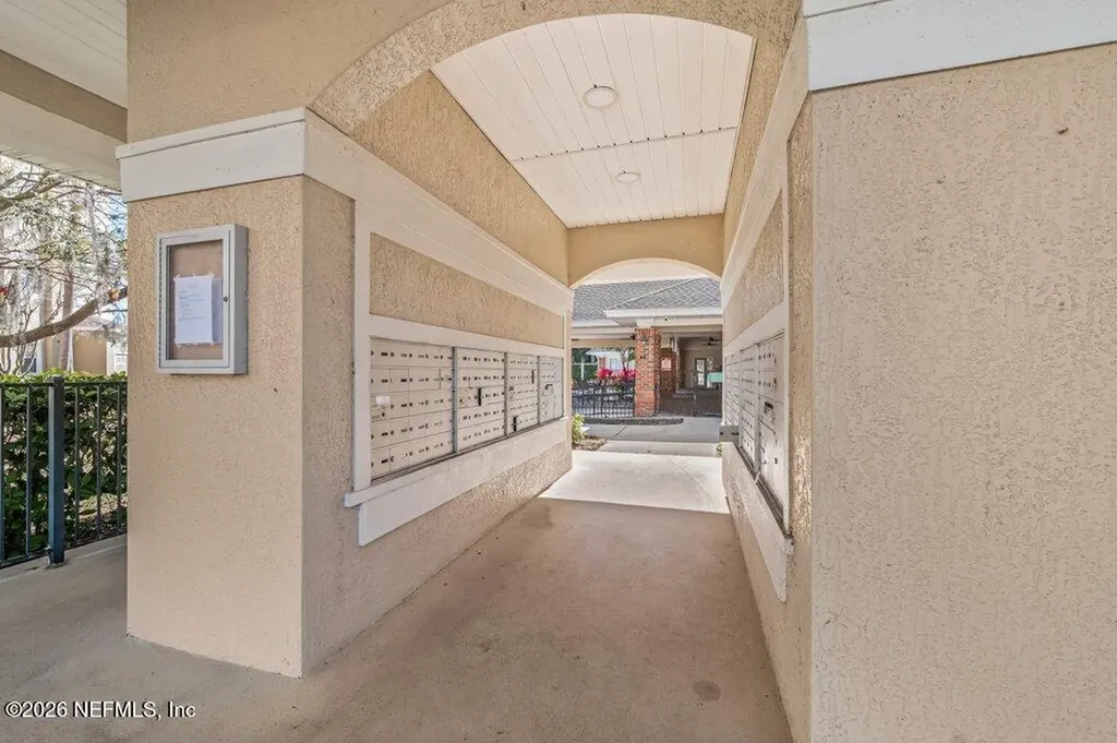 7801 Point Meadows Drive Jacksonville FL 32256