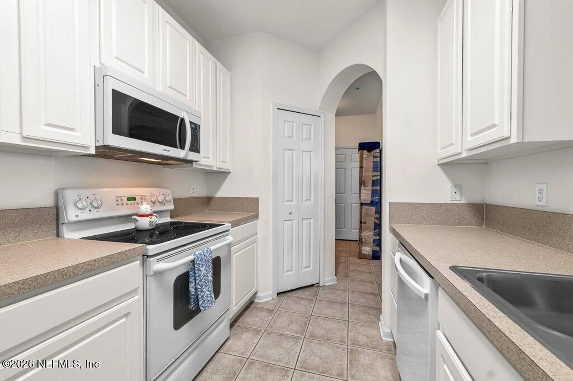 7801 Point Meadows Drive Jacksonville FL 32256
