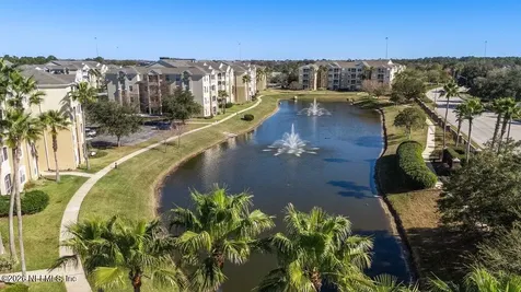 7801 Point Meadows Drive Jacksonville FL 32256