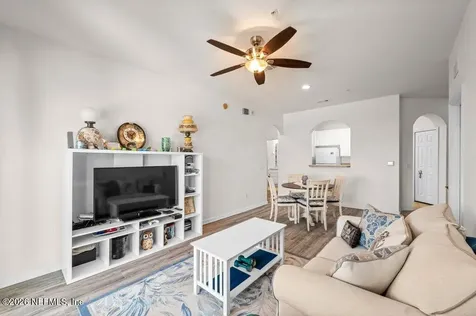 7801 Point Meadows Drive Jacksonville FL 32256