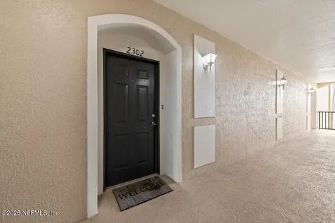 7801 Point Meadows Drive Jacksonville FL 32256