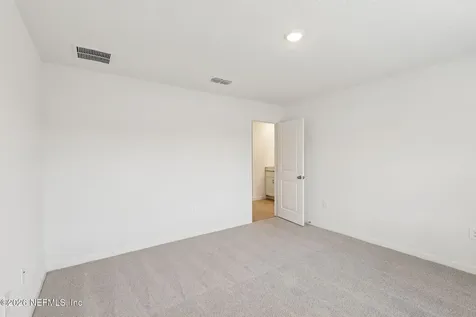 7422 Everett Forest Drive Jacksonville FL 32219