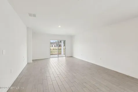 7422 Everett Forest Drive Jacksonville FL 32219