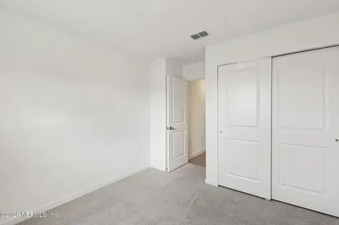 7422 Everett Forest Drive Jacksonville FL 32219
