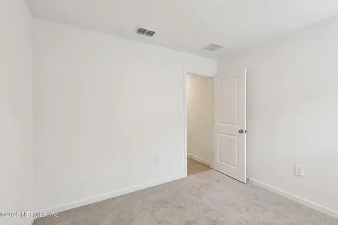 7422 Everett Forest Drive Jacksonville FL 32219