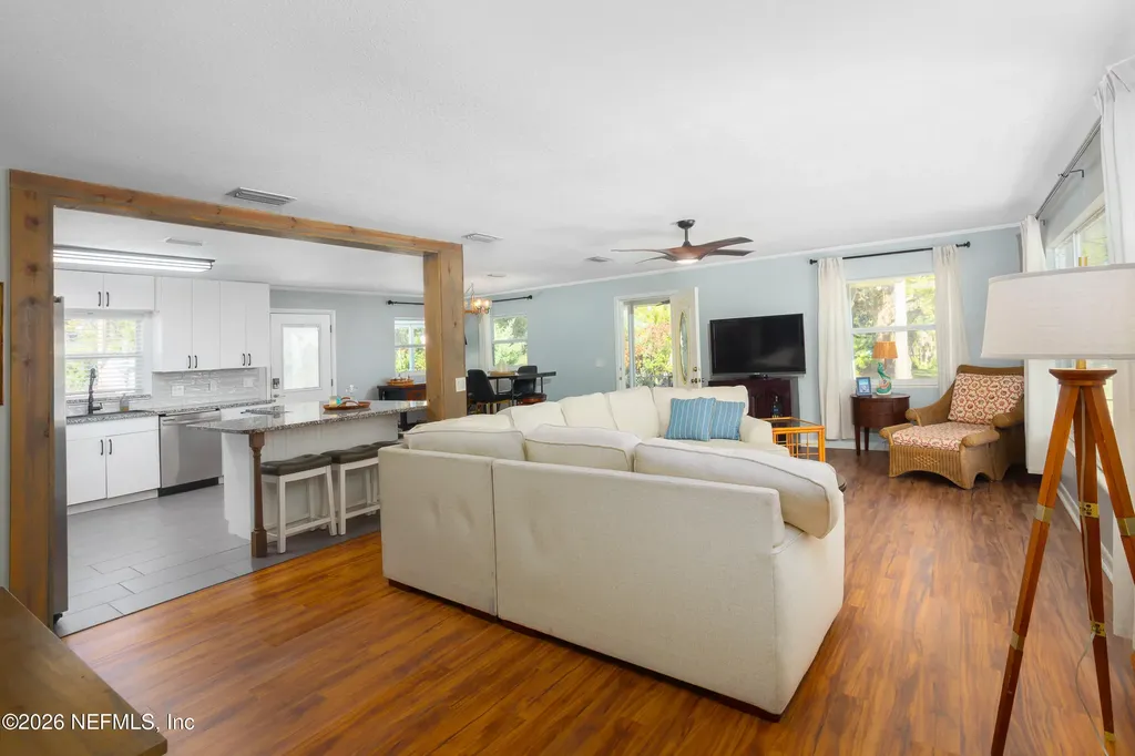 521 N Lake Street Crescent City FL 32112