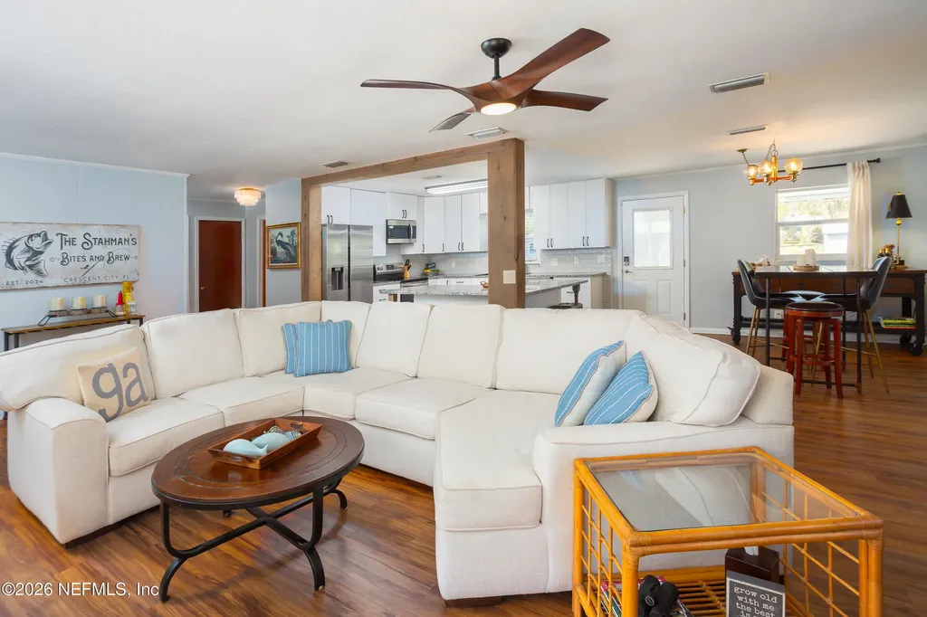 521 N Lake Street Crescent City FL 32112