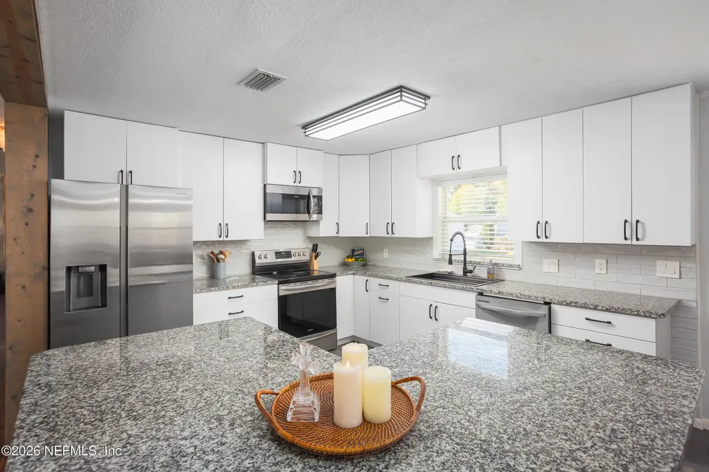 521 N Lake Street Crescent City FL 32112