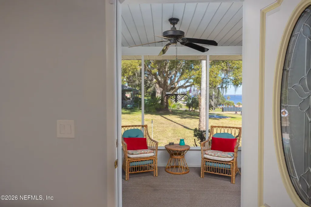 521 N Lake Street Crescent City FL 32112