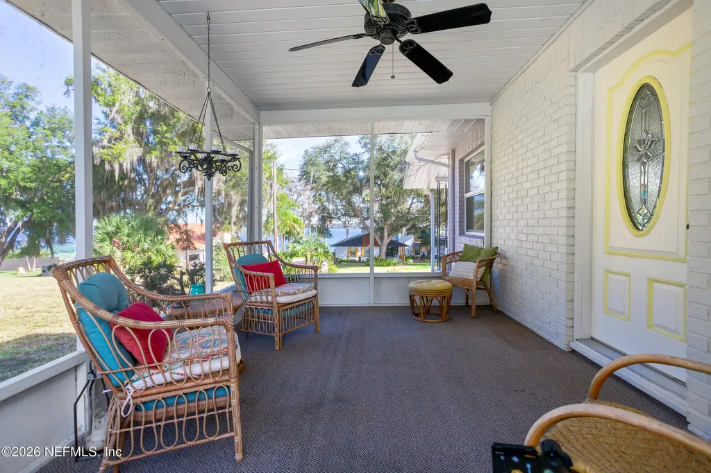 521 N Lake Street Crescent City FL 32112