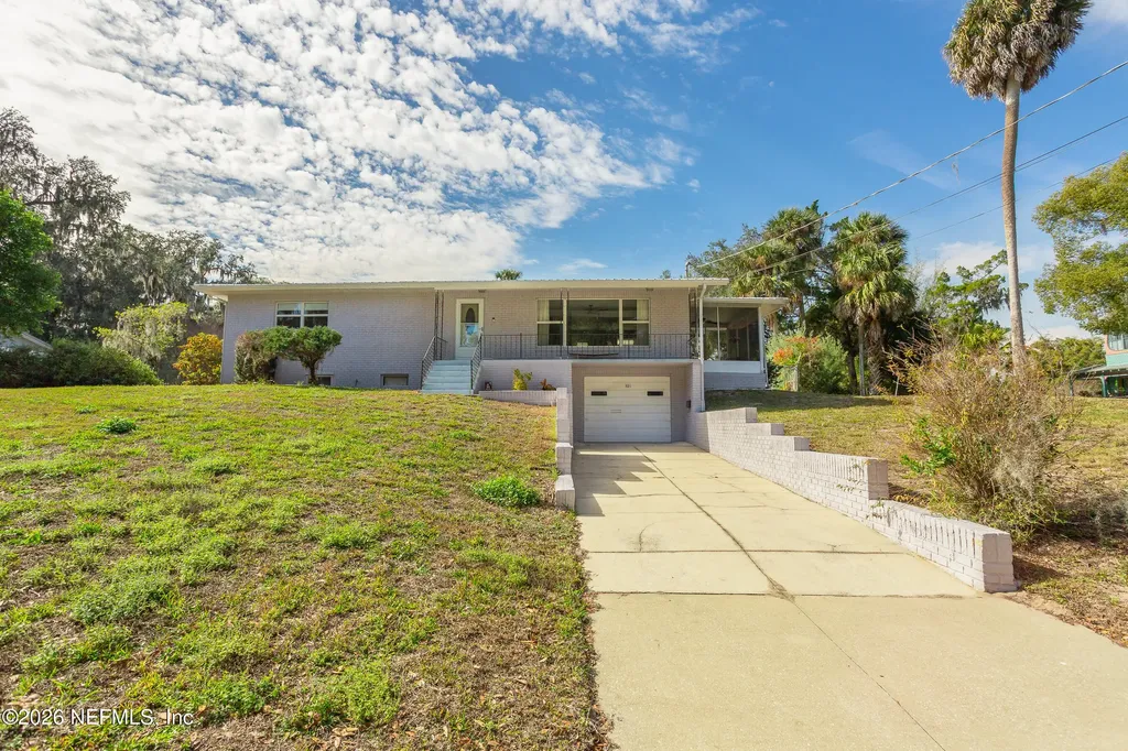 521 N Lake Street Crescent City FL 32112