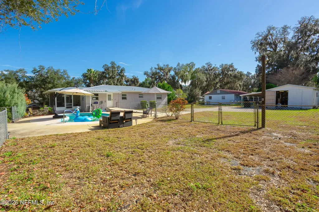 521 N Lake Street Crescent City FL 32112