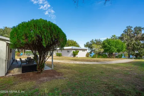 521 N Lake Street Crescent City FL 32112