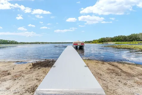 198 Lake Ray Road Hawthorne FL 32640