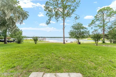 198 Lake Ray Road Hawthorne FL 32640