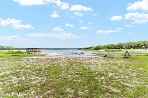 198 Lake Ray Road Hawthorne FL 32640