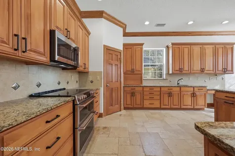 418 Triple Crown Lane St. Johns FL 32259