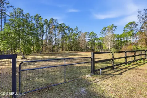 418 Triple Crown Lane St. Johns FL 32259