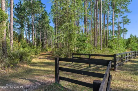 418 Triple Crown Lane St. Johns FL 32259