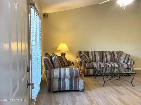 13715 Richmond Park Drive Jacksonville FL 32224