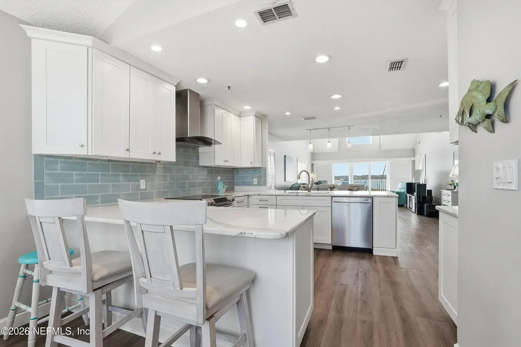 328 Village Drive St. Augustine FL 32084