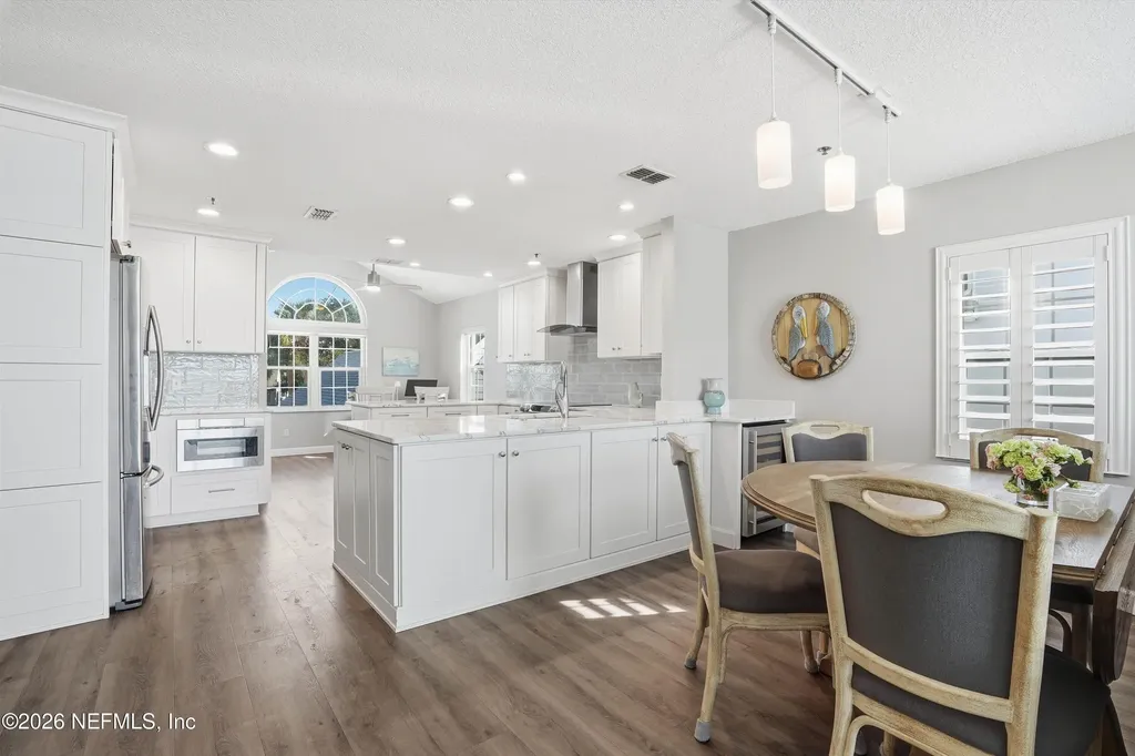328 Village Drive St. Augustine FL 32084
