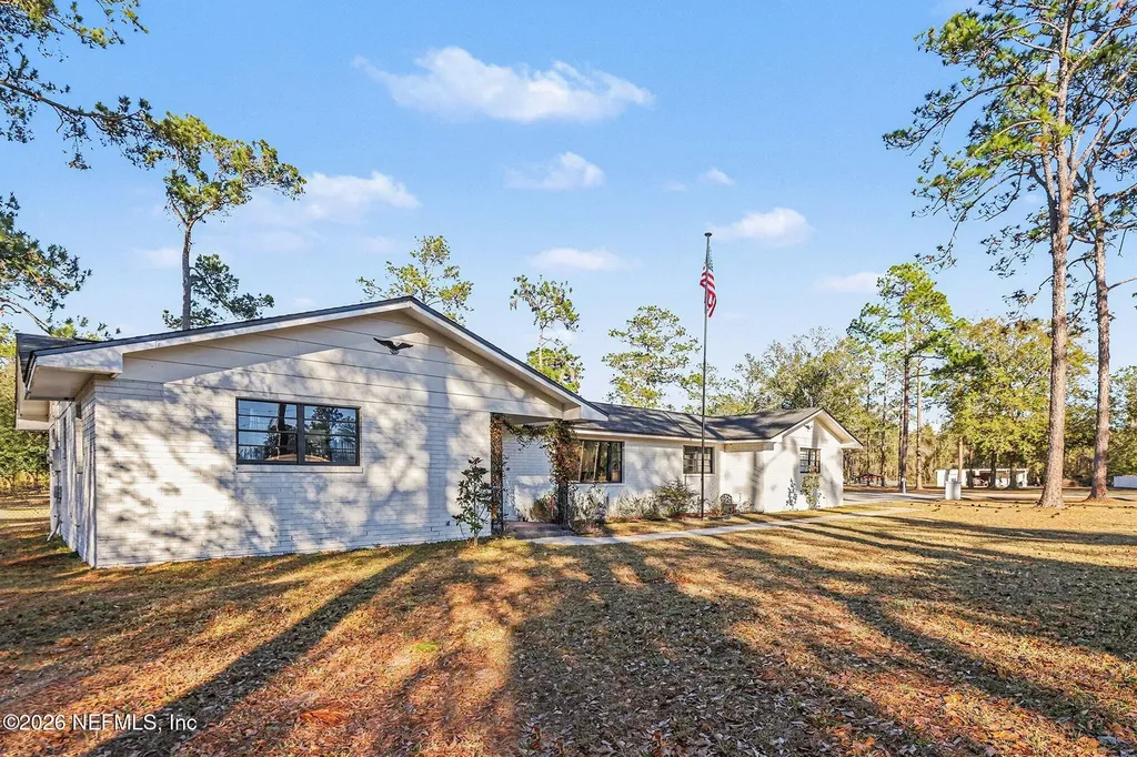 4279 Barber Bros Circle Macclenny FL 32063