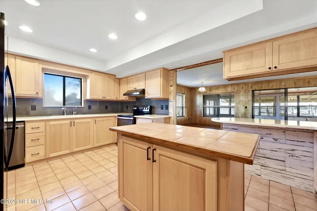 9022 Heckscher Drive Jacksonville FL 32226