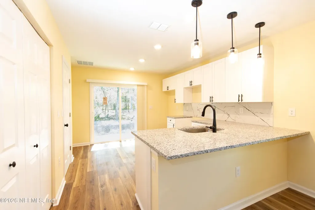 6026 Dunmire Avenue Jacksonville FL 32219