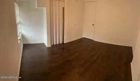 7805 Siskin Avenue Jacksonville FL 32219