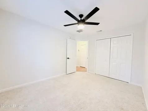 8713 Star Leaf Road N Jacksonville FL 32210