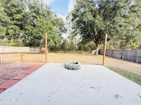 8713 Star Leaf Road N Jacksonville FL 32210