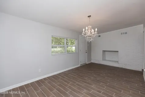8617 3rd Avenue Jacksonville FL 32208