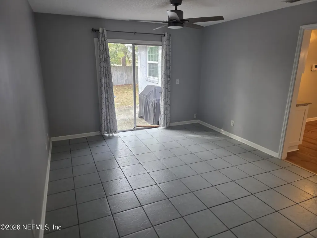 8913 Erin Court Jacksonville FL 32216