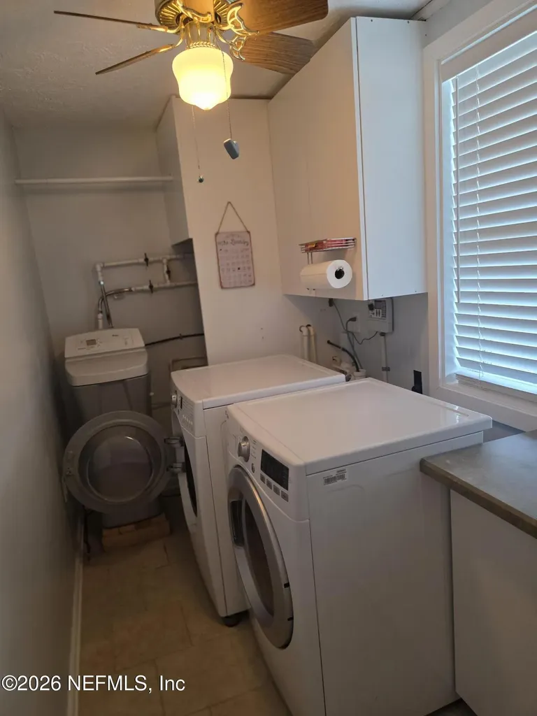 8913 Erin Court Jacksonville FL 32216