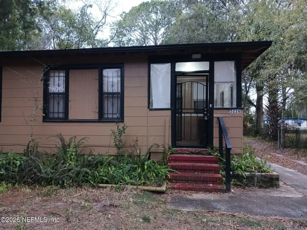 5226 Bunche Drive Jacksonville FL 32209