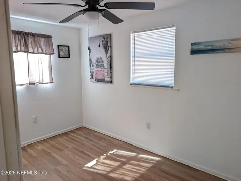 231 5th Way Interlachen FL 32148