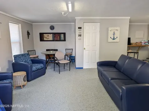 231 5th Way Interlachen FL 32148