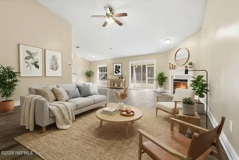 14081 Crestwick Drive E Jacksonville FL 32218