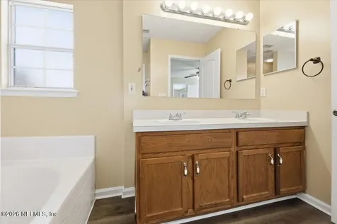 14081 Crestwick Drive E Jacksonville FL 32218
