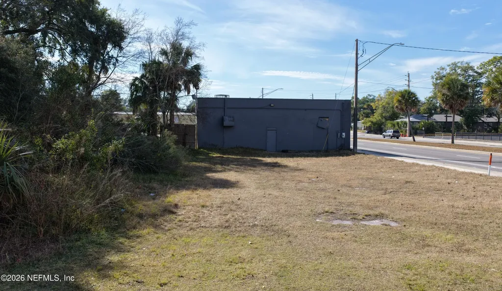 4923 Main Street N Jacksonville FL 32206