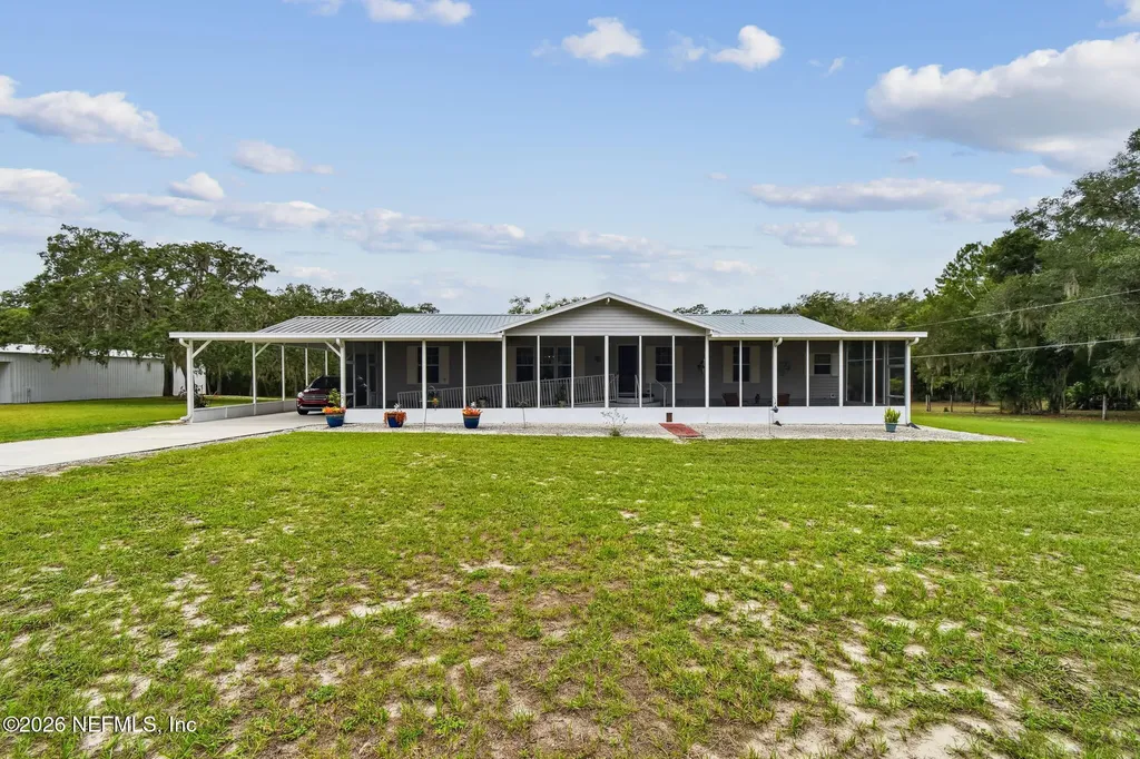 135 Lake Como Drive Pomona Park FL 32181