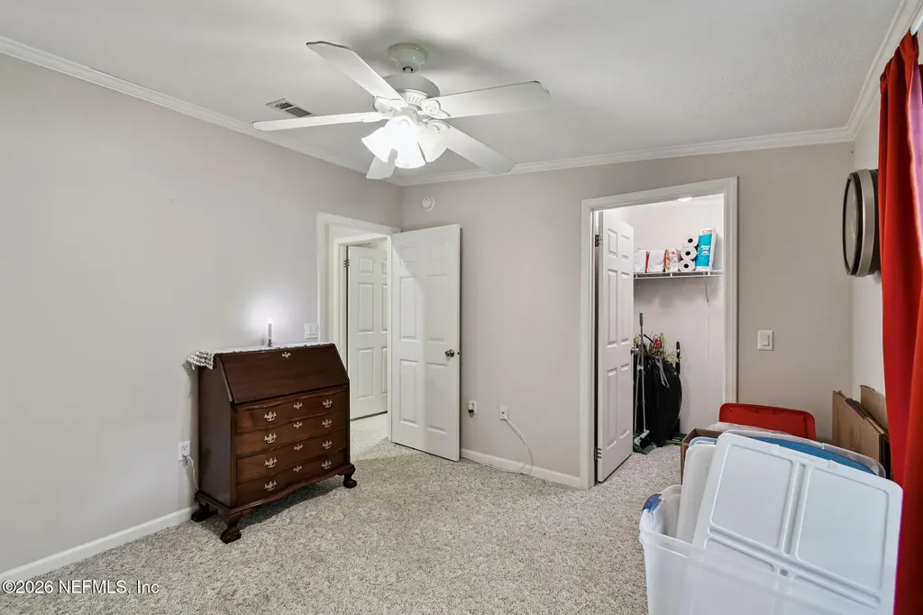 135 Lake Como Drive Pomona Park FL 32181