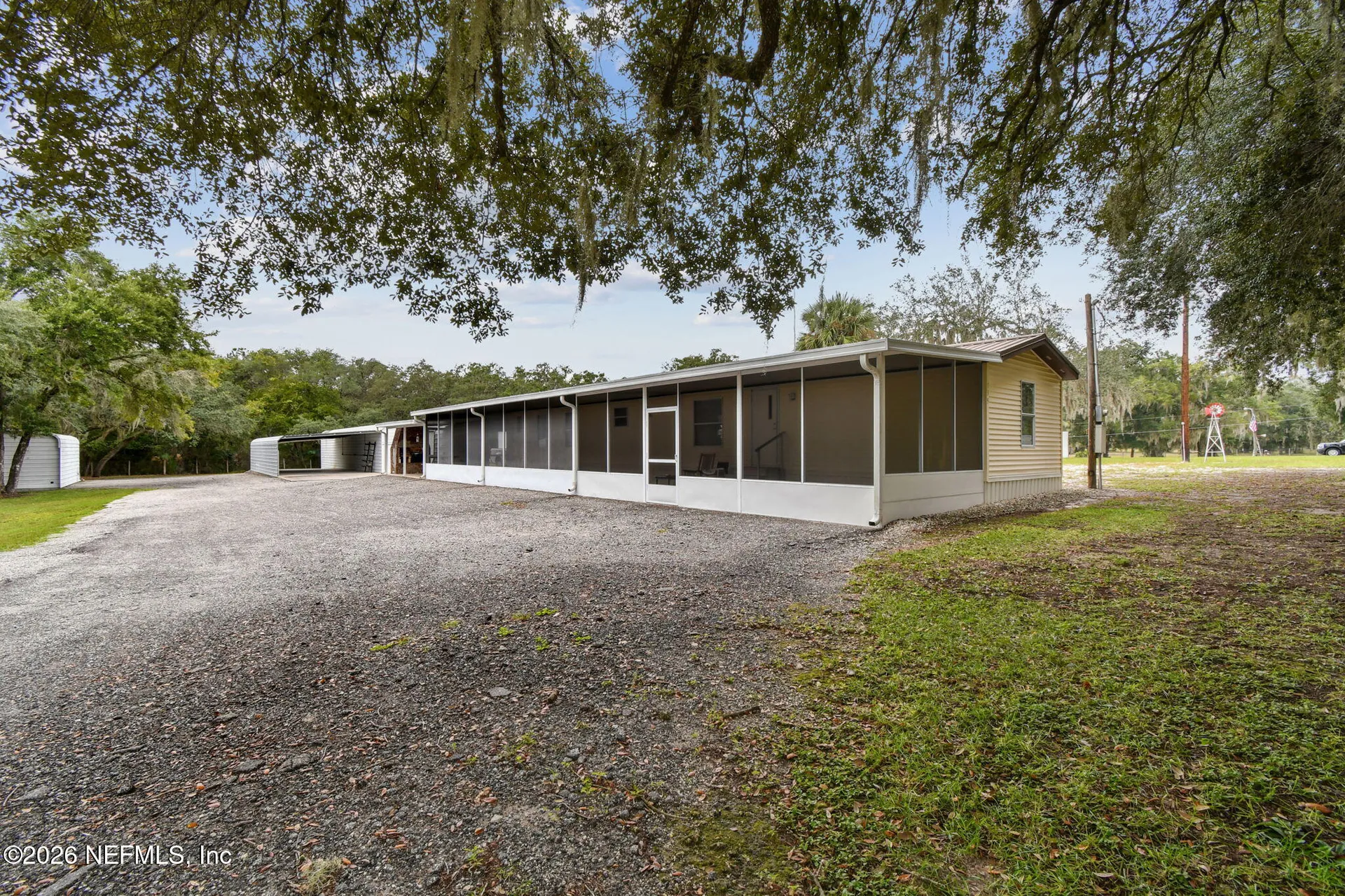 135 Lake Como Drive Pomona Park FL 32181
