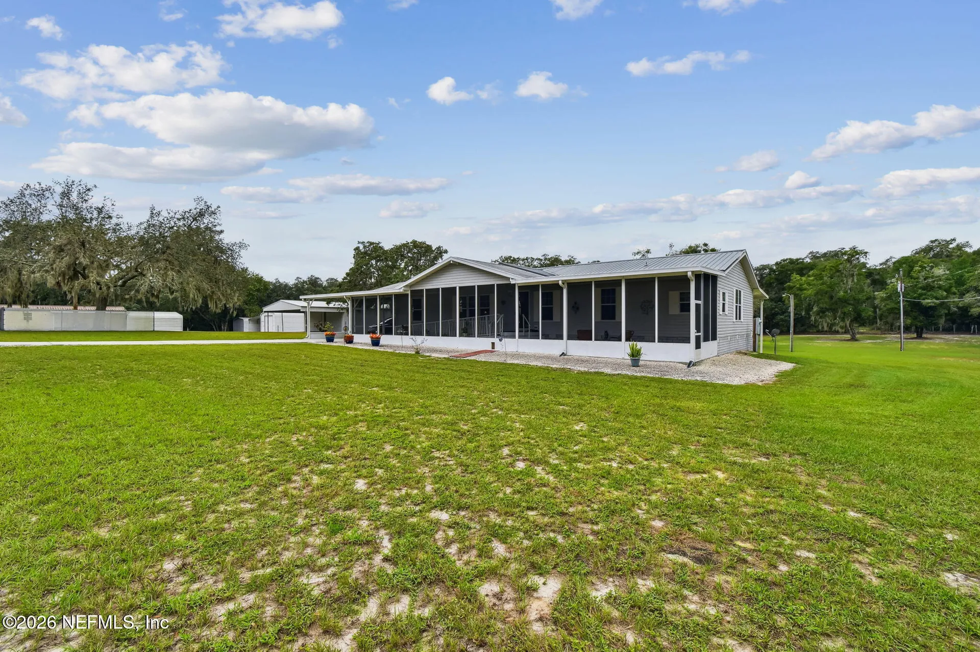 135 Lake Como Drive Pomona Park FL 32181