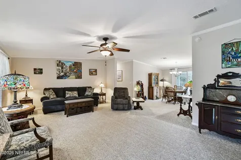 135 Lake Como Drive Pomona Park FL 32181
