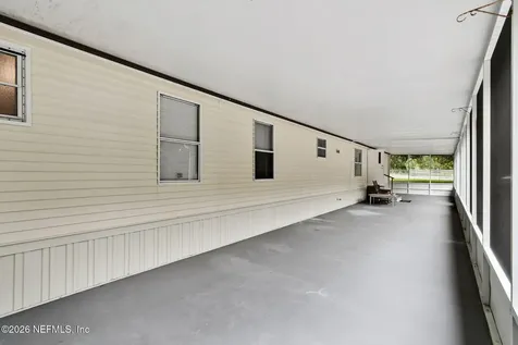 135 Lake Como Drive Pomona Park FL 32181