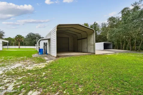 135 Lake Como Drive Pomona Park FL 32181