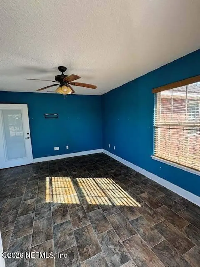 18100 Crews Road Glen St. Mary FL 32040